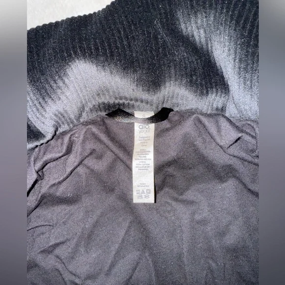 ALO Velour Puffer Jacket - Picture 7 of 8